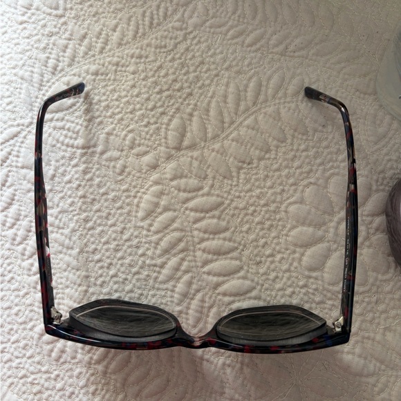 Tweety Red Tort Frames - Picture 3 of 8